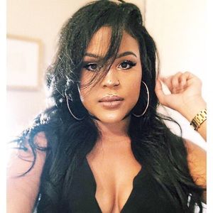 Meet your Posher, Mallory